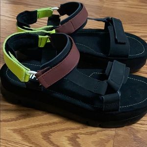 Camper Oruga sandals